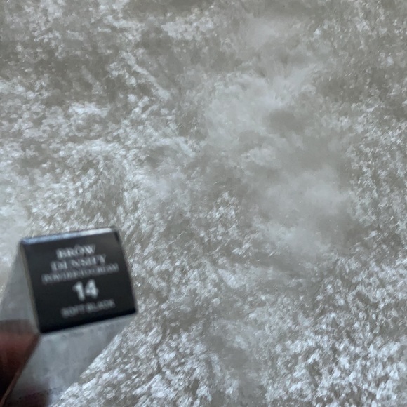 Brand new💕💕 soft black eyebrow filler - Picture 2 of 3